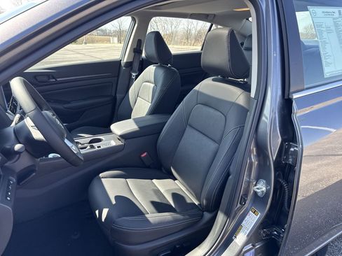 New 2026 Nissan Altima 2.5 SV w/ SV Premium Package FWD image 10