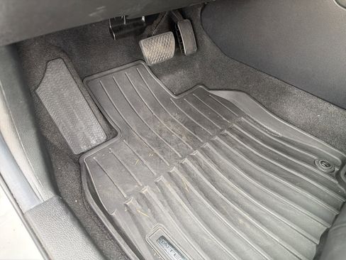 Certified 2024 Acura Integra image 17