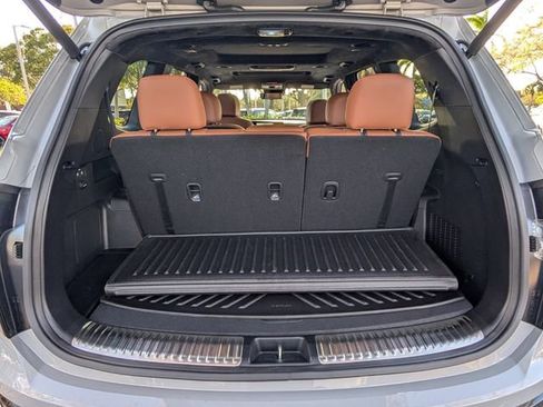 Used 2025 Kia Telluride SX Prestige X-Line image 18