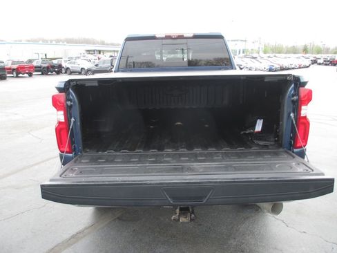 Used 2020 Chevrolet Silverado 2500 LTZ w/ LTZ Plus Package image 8