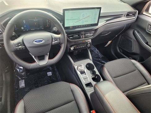 New 2025 Ford Escape ST-Line w/ Tech Pack #1 image 8