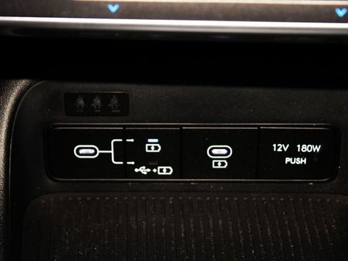 Used 2025 Hyundai Kona SEL FWD image 20