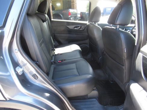 Used 2016 Nissan Rogue SL w/ SL Premium Package AWD/4WD image 10