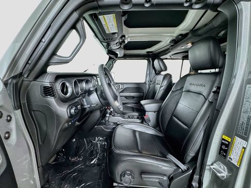 Used 2023 Jeep Wrangler Unlimited Sahara AWD/4WD image 10