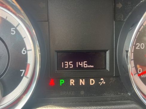 Used 2018 Dodge Grand Caravan SE w/ UConnect Hands-Free Group FWD image 10