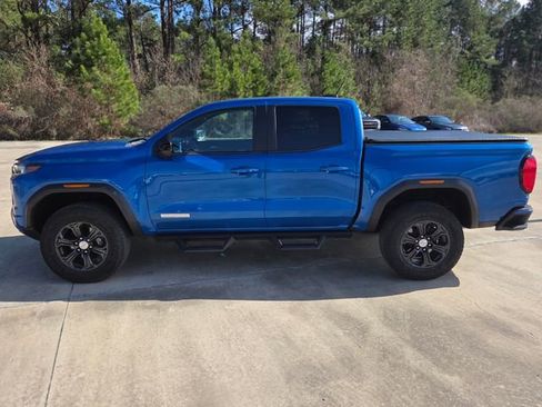 Used 2023 GMC Canyon Elevation w/ Convenience Package image 2