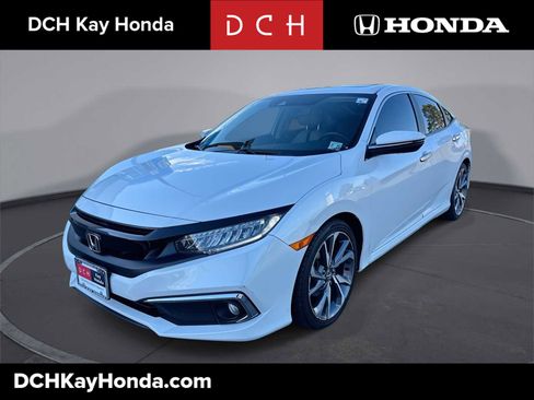 Used 2019 Honda Civic Touring image 1