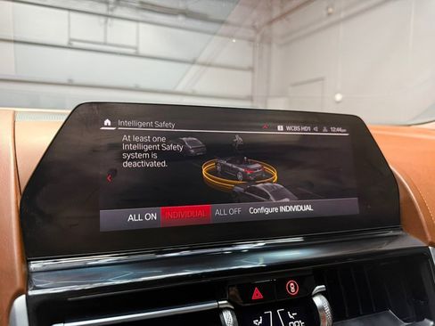 Used 2020 BMW M8 Convertible w/ M Driver's Package image 27