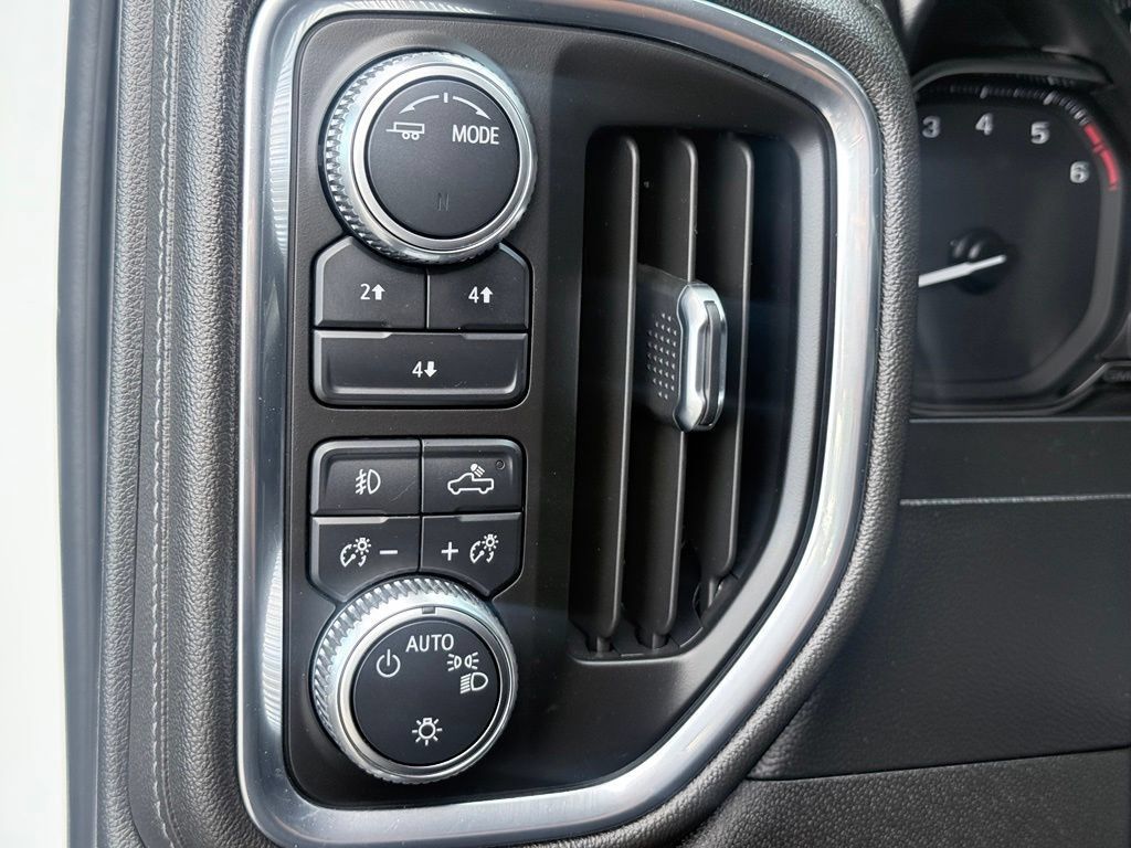 Used 2022 GMC Sierra 2500 SLE w/ X31 Off-Road Package AWD/4WD image 17