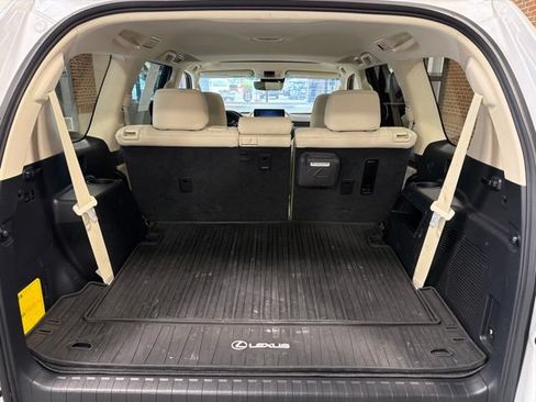 Used 2023 Lexus GX 460 Premium w/ Premium Package AWD/4WD image 35