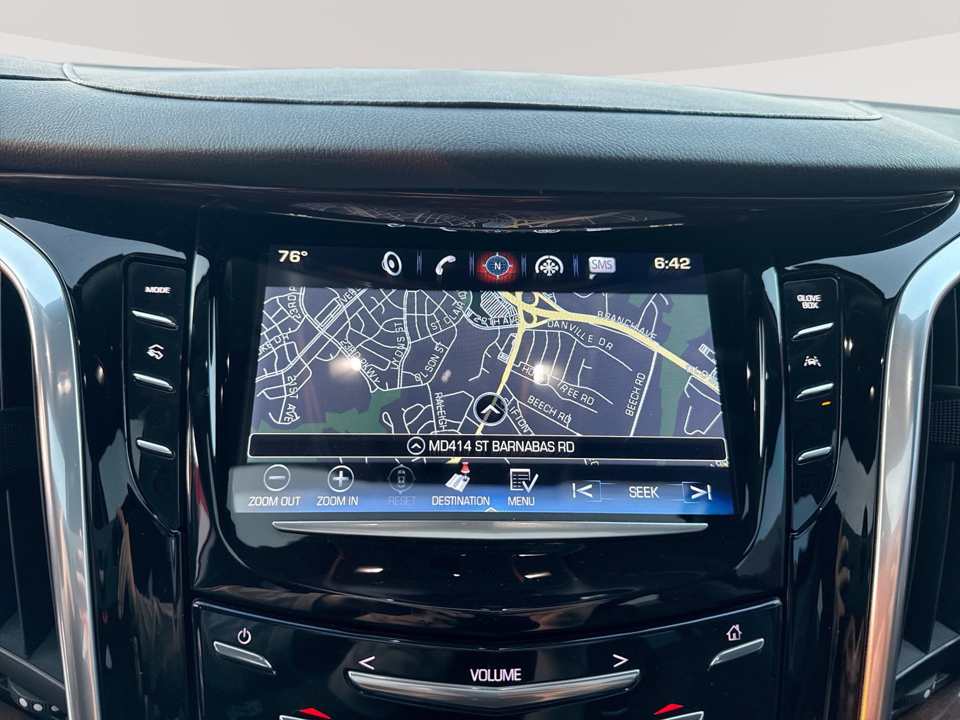 Used 2020 Cadillac Escalade ESV Luxury w/ Escalade Sport Edition AWD/4WD image 20