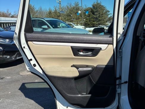 Used 2018 Honda CR-V LX image 42
