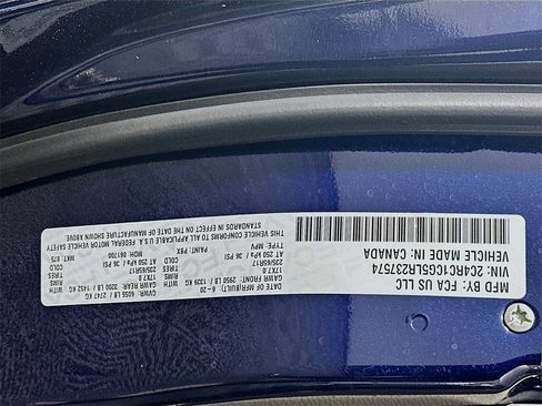 Used 2020 Chrysler Voyager LX image 37