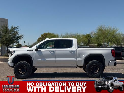 Used 2023 GMC Sierra 1500 Denali Ultimate image 9