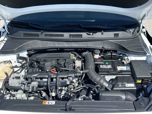 Used 2022 Hyundai Kona N Line image 4