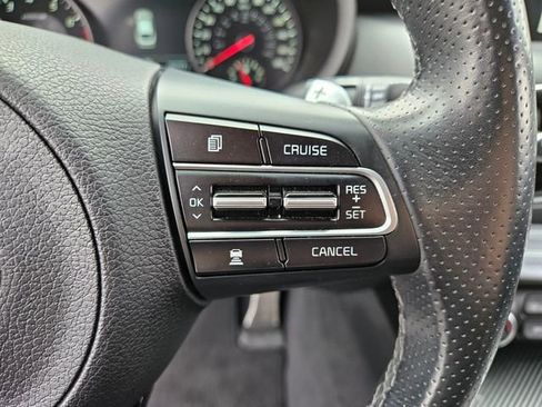 Used 2021 Kia Stinger GT1 image 25