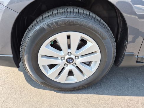 Used 2018 Subaru Outback 2.5i Premium AWD/4WD image 11