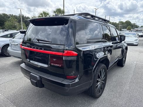 Used 2024 Lexus GX 550 w/ Accessory Package (Z1) AWD/4WD image 4