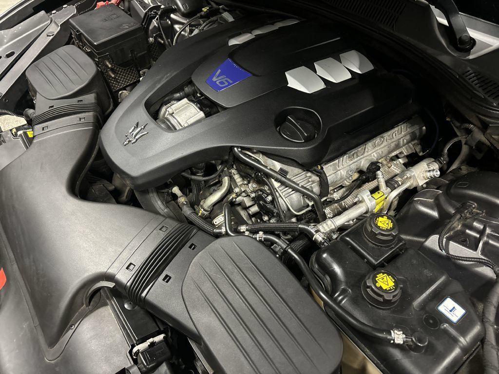 Used 2018 Maserati Quattroporte S GranLusso RWD image 76