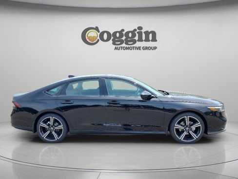 New 2026 Honda Accord SE image 6