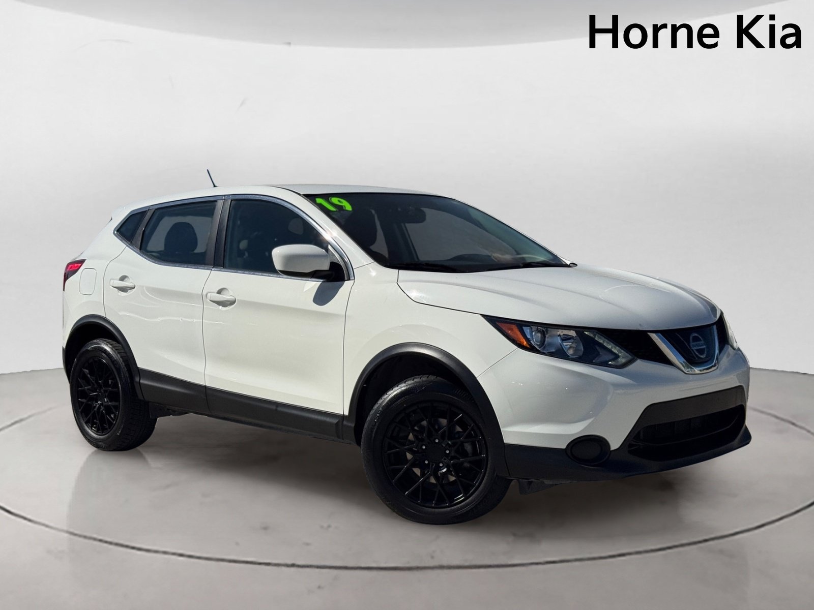 Used 2019 Nissan Rogue Sport S AWD/4WD image 2