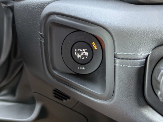 New 2026 Jeep Wrangler Unlimited Sahara AWD/4WD image 29
