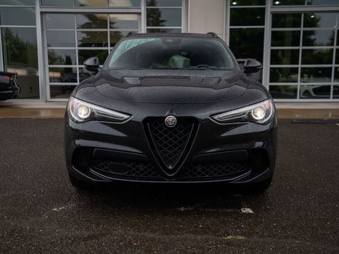 Used 2022 Alfa Romeo Stelvio Quadrifoglio w/ Active Assist Plus Package AWD/4WD image 19