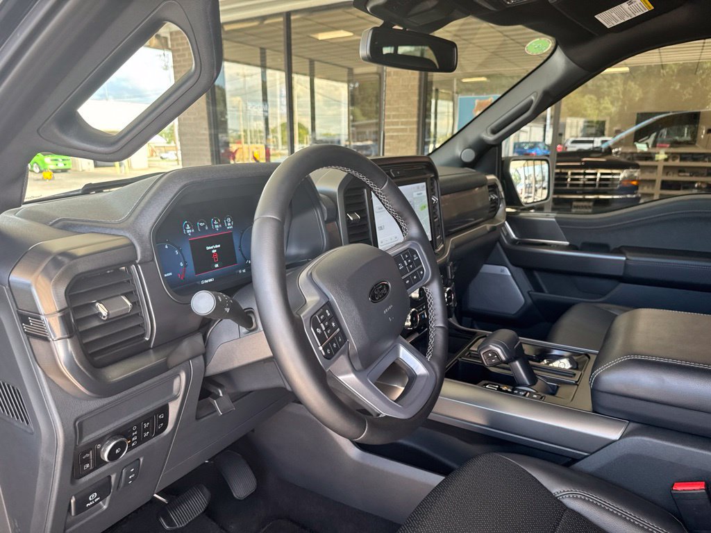 Certified 2025 Ford F150 Lariat w/ Equipment Group 501A Mid AWD/4WD image 9