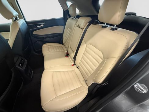 Used 2022 Ford Edge SEL AWD/4WD image 13