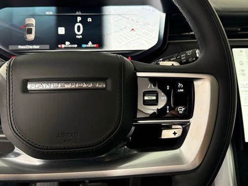 New 2026 Land Rover Range Rover Long Wheelbase SE AWD/4WD image 39