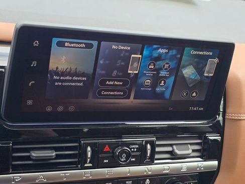 New 2026 Nissan Pathfinder Platinum AWD/4WD image 17