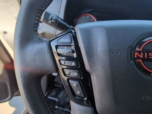 Used 2024 Nissan Frontier PRO-4X w/ Off-Road Protection Package image 15