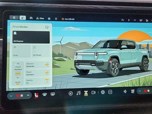 Used 2024 Rivian R1T Adventure image 50