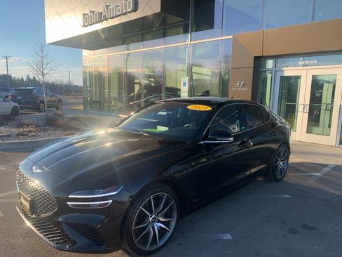 Used 2023 Genesis G70 2.0T image 1