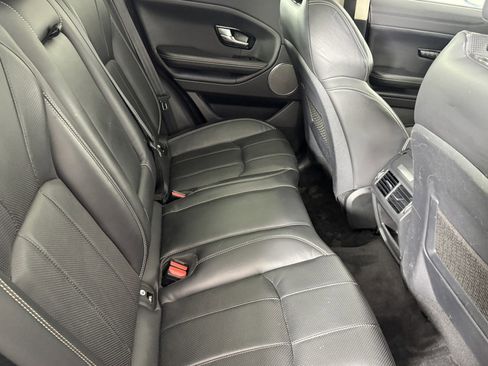 Used 2019 Land Rover Range Rover Evoque HSE image 13