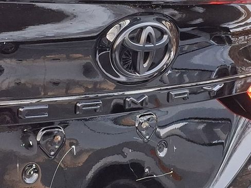 Used 2022 Toyota Camry XSE image 29