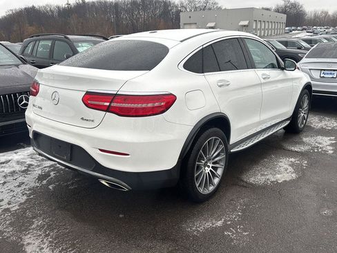 Used 2017 Mercedes-Benz GLC 300 4MATIC Coupe image 3
