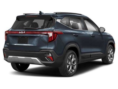 Used 2025 Kia Seltos S FWD image 2