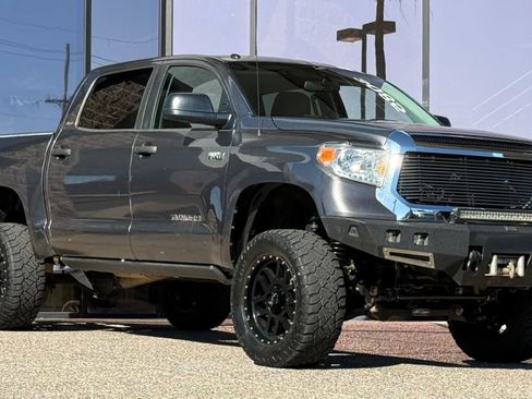 Used 2016 Toyota Tundra SR5 w/ TRD Off Road Package image 15