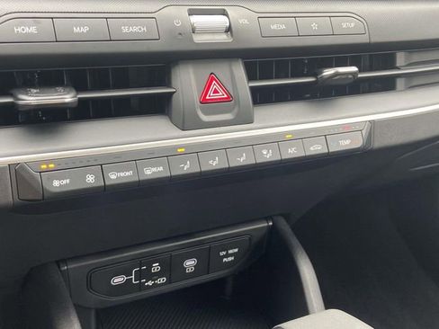 New 2026 Kia K4 FWD image 19