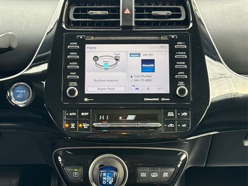 Used 2020 Toyota Prius Prime XLE image 18