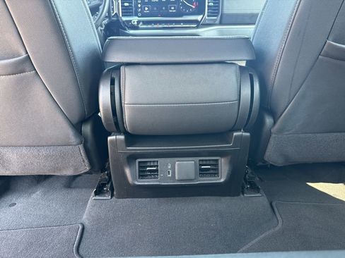 Used 2025 GMC Sierra 1500 SLT RWD image 22