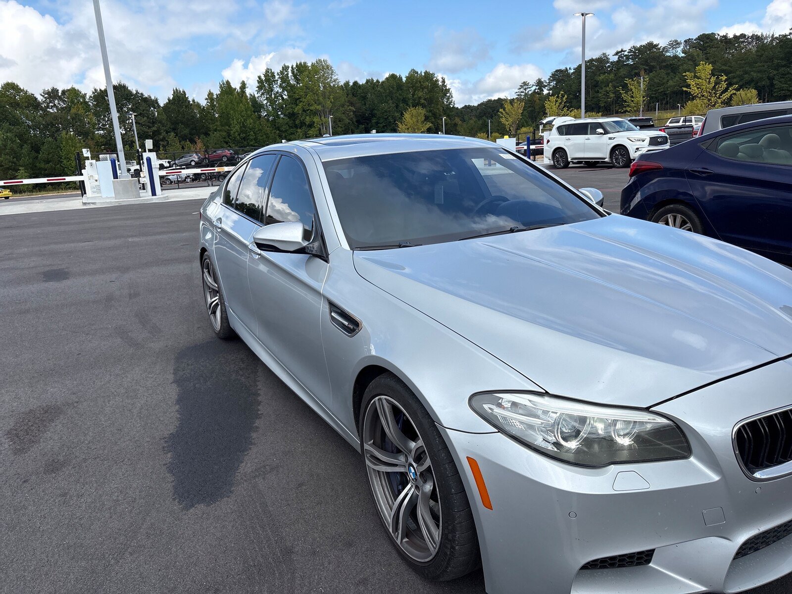 Used 2016 BMW M5 RWD image 15