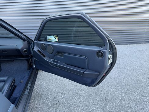 Used 1987 Porsche 928 S4 image 25