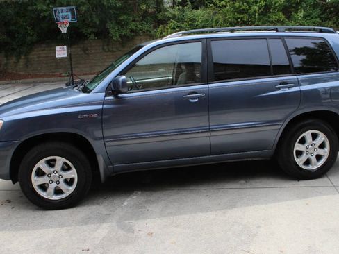 Used 2001 Toyota Highlander 2WD V6 image 4