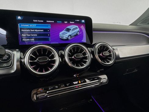 Certified 2022 Mercedes-Benz GLB 250 image 20