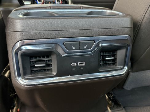 Used 2024 GMC Sierra 1500 Denali w/ Technology Package AWD/4WD image 28