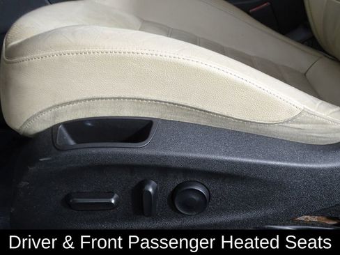 Used 2019 Buick Cascada Premium image 19