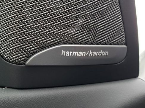 New 2026 BMW X7 xDrive40i w/ Premium Package image 22