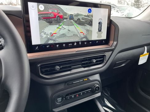 New 2025 Ford Bronco Sport Outer Banks image 17